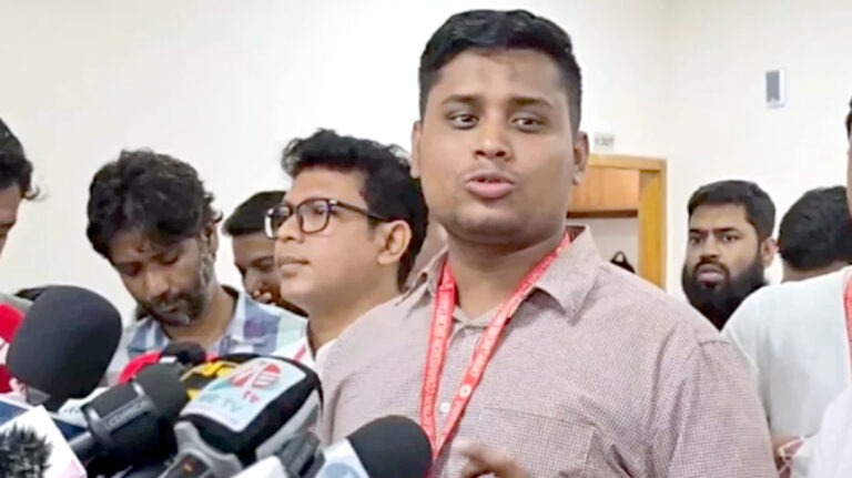 ইসিকে নীতির মাধ্যমে চলতে হবে : হাসনাত আব্দুল্লাহ