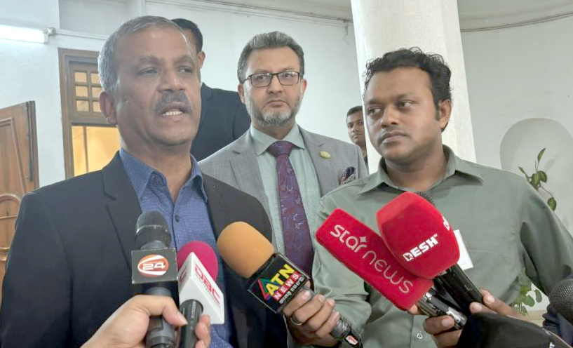 হত্যার হুমকি দেয়া হাসিনার অনুসারীদের জামিন নিয়মনীতির সঙ্গে সামঞ্জস্যপূর্ণ না : আইন উপদেষ্টা