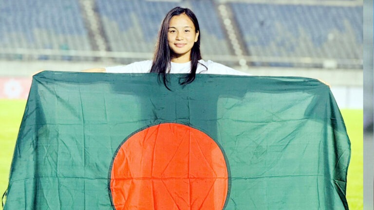 বেগম রোকেয়া পদক পাচ্ছেন ঋতুপর্ণা