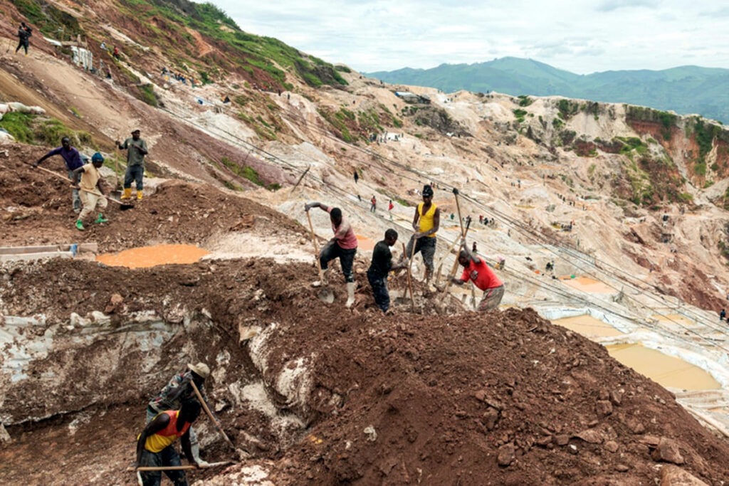কঙ্গোতে খনি ধসে ২০০ জনেরও বেশি নিহত