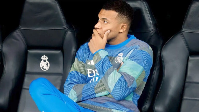 এমবাপের ফেরা নিয়ে যা বললেন রিয়াল কোচ