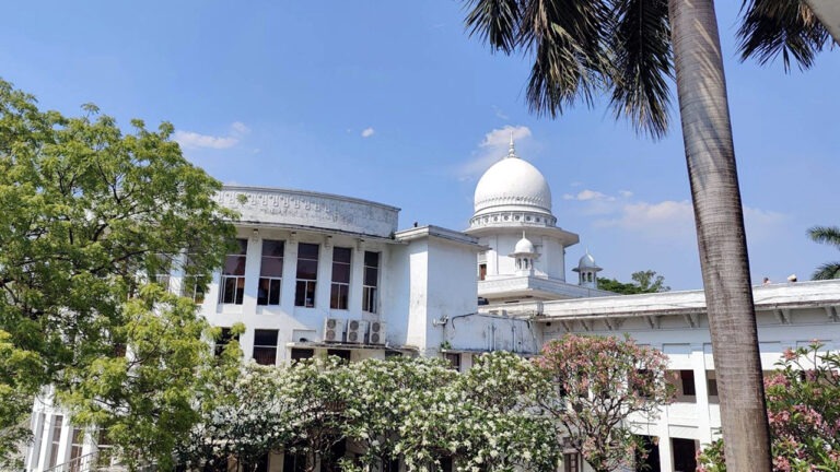 সংসদ নির্বাচন ও গণভোট একসঙ্গে করার বৈধতা নিয়ে রিট