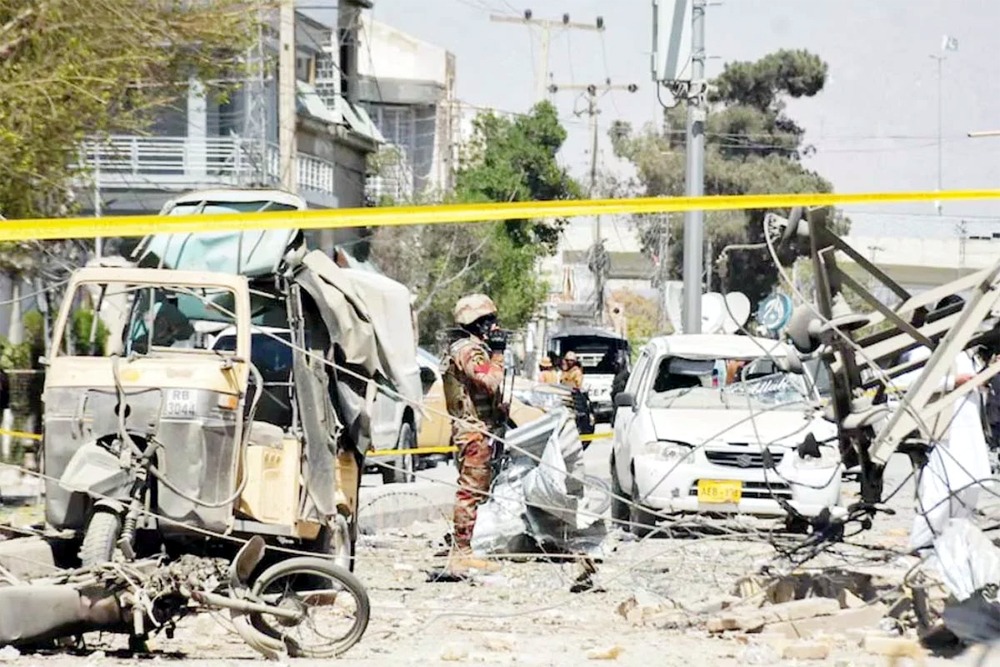 পাকিস্তানে নিরাপত্তা চৌকিতে গাড়িবোমা হামলা, ১১ নিরাপত্তাকর্মী নিহত