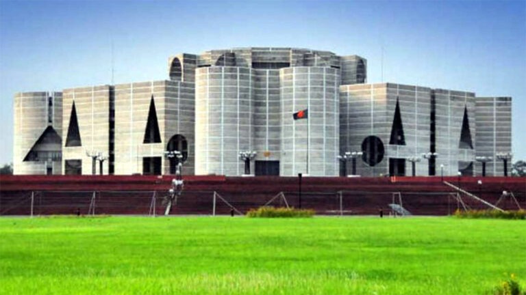 মঙ্গলবার সকালে সংসদ সদস্য ও বিকেলে মন্ত্রিসভার শপথ: আইন উপদেষ্টা