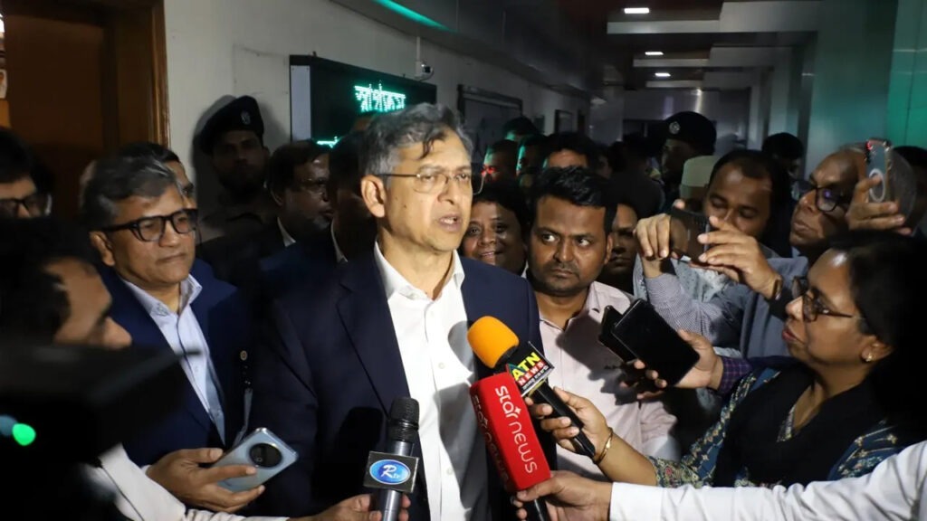 পুলিশকে জনগণের বন্ধু বানাতে হবে: স্বরাষ্ট্রমন্ত্রী