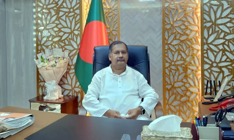 সাংবাদিকদের সমস্যা সমাধান ছাড়া গণমাধ্যমের উন্নয়ন সম্ভব নয় : তথ্যমন্ত্রী