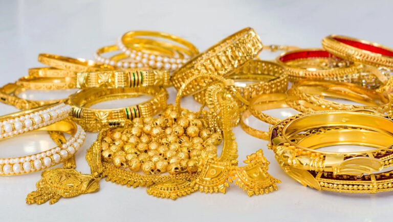 ৬ ঘণ্টার ব্যবধানে ফের স্বর্ণের দামে বড় লাফ