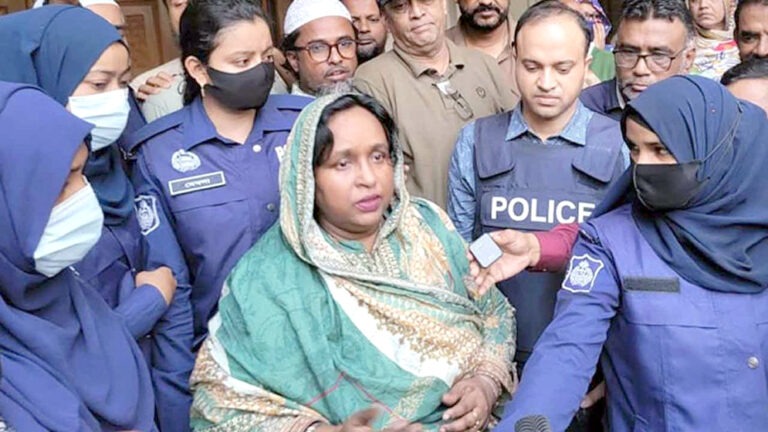 ৫ মামলায় জামিন পেলেন সাবেক মেয়র আইভী