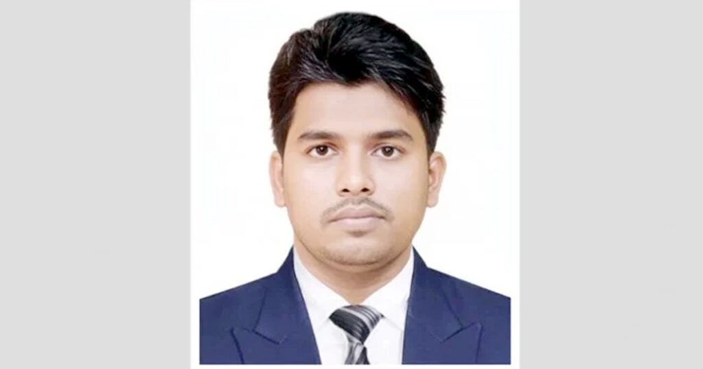 আসিফ মাহমুদের সাবেক এপিএস মোয়াজ্জেমের দেশত্যাগে নিষেধাজ্ঞা