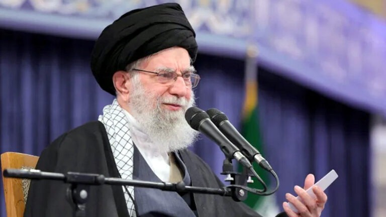 ইরানে ৭ দিনের সরকারি ছুটি ও ৪০ দিনের শোক ঘোষণা