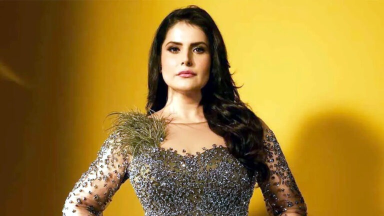 তিক্ত অভিজ্ঞতা নিয়ে পরিচালকের বিরুদ্ধে সরব জেরিন