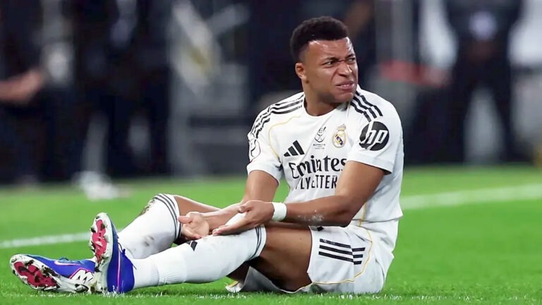 এমবাপের ফেরা নিয়ে যা বললেন রিয়াল কোচ