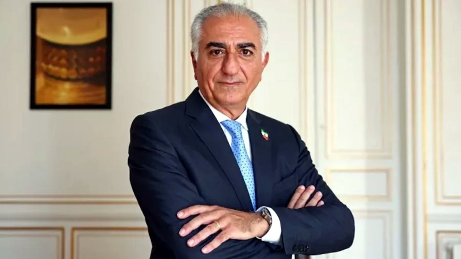 খামেনিকে হত্যা করায় ট্রাম্পকে ধন্যবাদ জানালেন রেজা পাহলভী