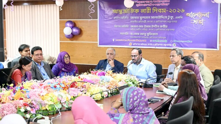 ‘নারীর অধিকার কেবল স্বীকৃতিতে নয়, বাস্তবায়নেও গুরুত্ব দিতে হবে’