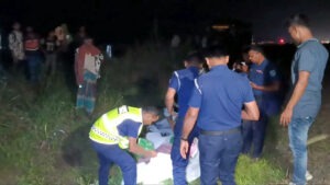 টাঙ্গাইলে ট্রেনে কাটা পড়ে ৫ জনের মৃত্যু