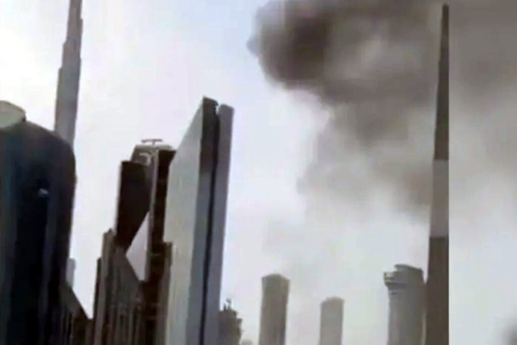 দুবাইয়ে বিকট বিস্ফোরণ, কাঁপলো একের পর এক ভবন