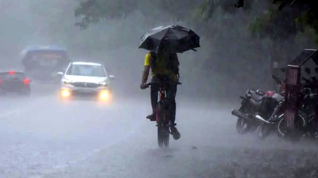 সন্ধ্যার মধ্যে ৬০ কিমি বেগে যে ৭ জেলায় ঝড়ের আভাস