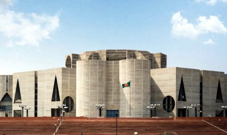 সংসদের হুইপ হলেন যারা