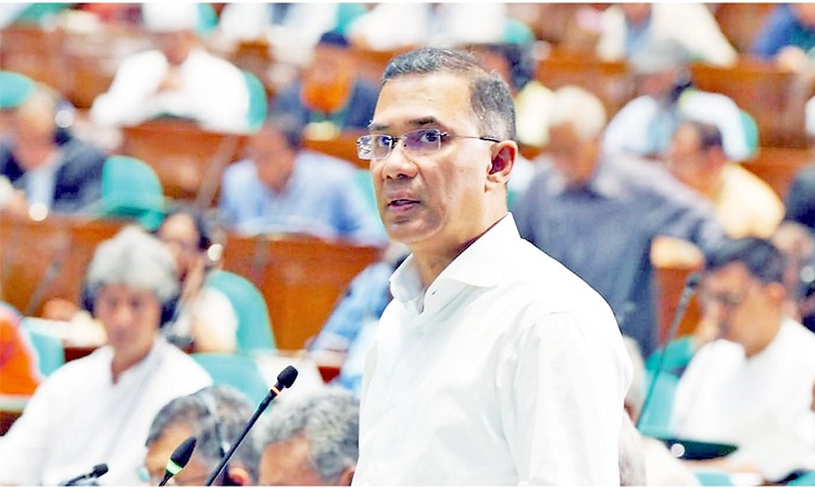 নারীর ক্ষমতায়ন ও শিক্ষার সমান সুযোগ নিশ্চিতকরণে সরকার বদ্ধপরিকর : প্রধানমন্ত্রী