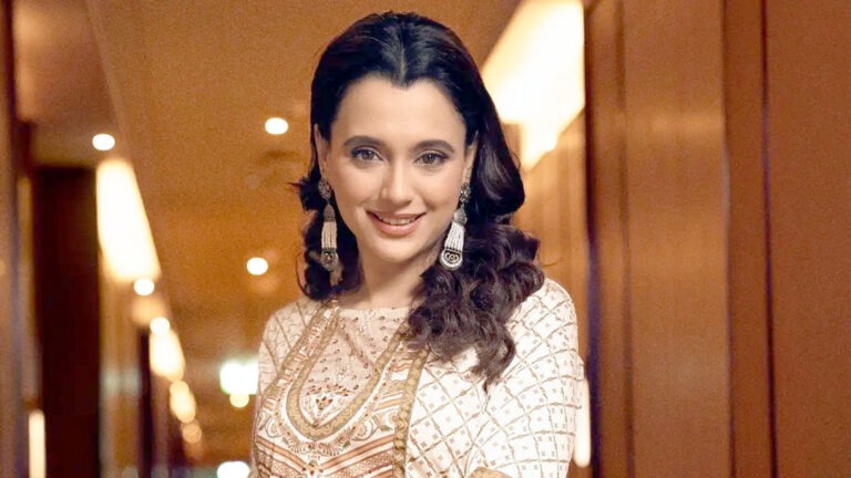 ‘বোহেমিয়ান লুকটি ভীষণ পছন্দ হয়েছে’