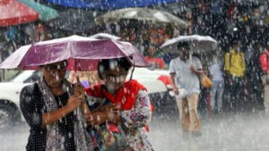তিন বিভাগে বজ্রবৃষ্টির আভাস