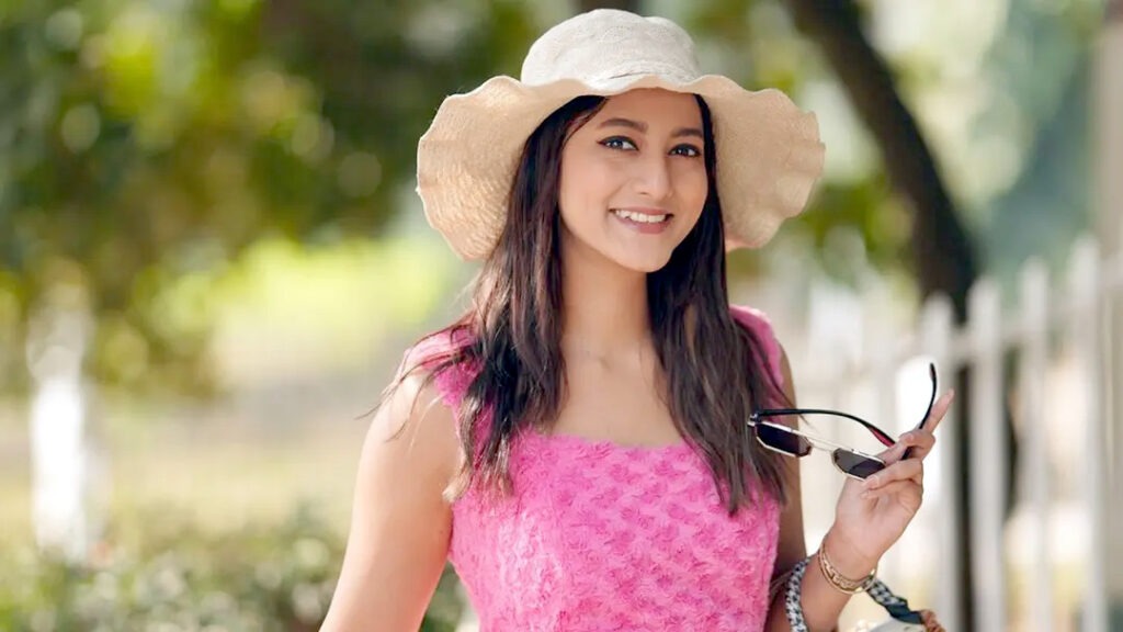 শিল্পকলা থেকে নীল হুরেরজাহানের আইফোন চুরি