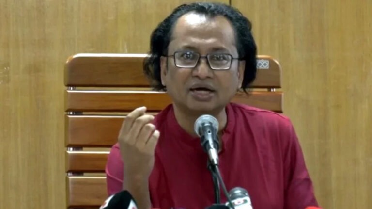 আওয়ামী লীগ নিষিদ্ধের সিদ্ধান্ত নেবে আদালত: তথ্য উপদেষ্টা