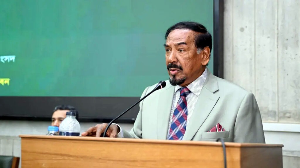 ত্রয়োদশ জাতীয় সংসদ জনমুখী শাসন ব্যবস্থা নিশ্চিতে কাজ করছে : স্পিকার