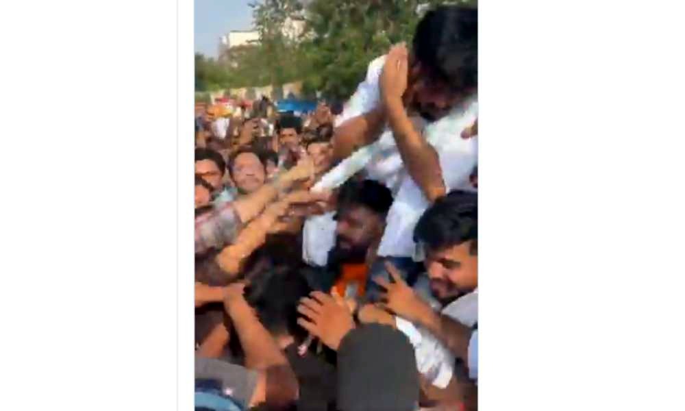 ককরোস জনতা পার্টির প্রধানকে থাপ্পড়, গ্রেপ্তার ৫