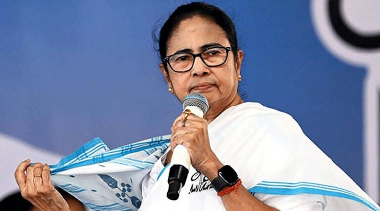 পশ্চিমবঙ্গে তৃণমূলের ৫৮ বিধায়কের বিদ্রোহ, দল থেকে ‘মাইনাস’ মমতা