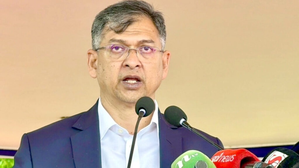 দুদক পুনর্গঠনে শিগগিরই সার্চ কমিটি গঠন হবে: স্বরাষ্ট্রমন্ত্রী