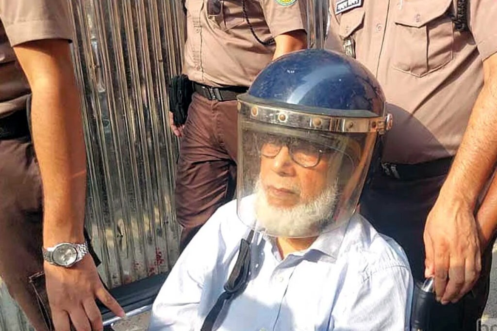 সাবেক প্রধান বিচারপতি খায়রুল হক নতুন মামলায় গ্রেফতার