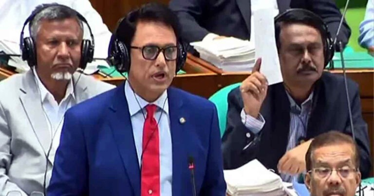 এইচএসসি পরীক্ষায় পদার্থবিজ্ঞানের প্রশ্নে ভুল, যা বললেন শিক্ষামন্ত্রী