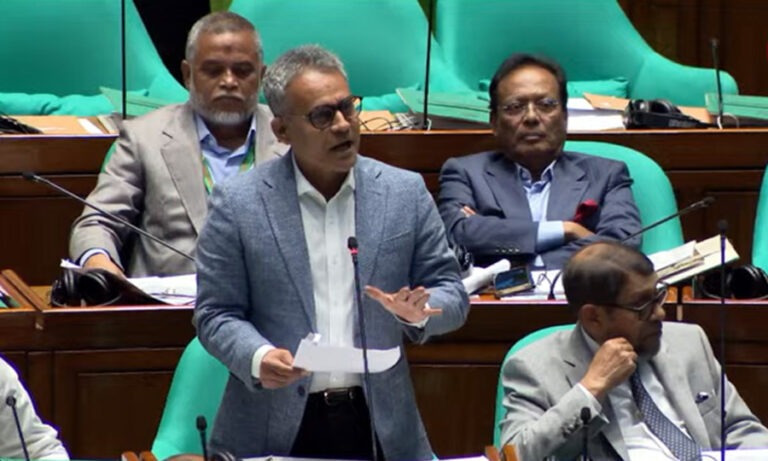 ২০৩০ সালের মধ্যে ৩০ শতাংশ যানবাহন ইলেকট্রিকে রূপান্তর : সেতুমন্ত্রী