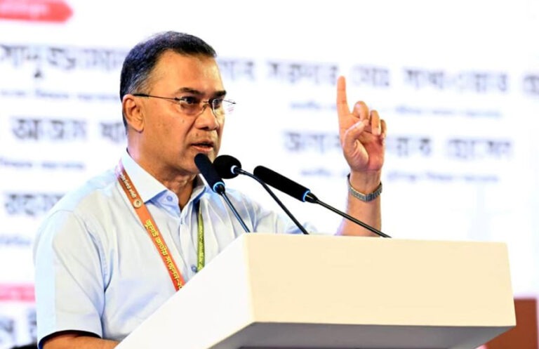 জুলাই গণঅভ্যুত্থানে শহীদ ও আহতদের মূল্যায়ন ও পুনর্বাসন সরকারের পবিত্র দায়িত্ব : প্রধানমন্ত্রী