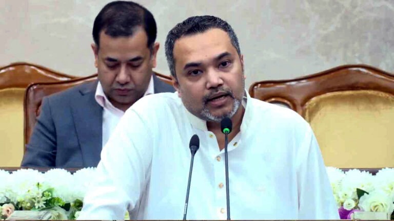 ৬ মাসে জনগণের আস্থার প্রতীকে পরিণত হয়েছে সরকার: মাহদী আমিন