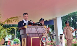 আইনের শাসন প্রতিষ্ঠায় পুলিশ সদস্যদের আন্তরিকভাবে কাজ করতে হবে: স্বরাষ্ট্রমন্ত্রী