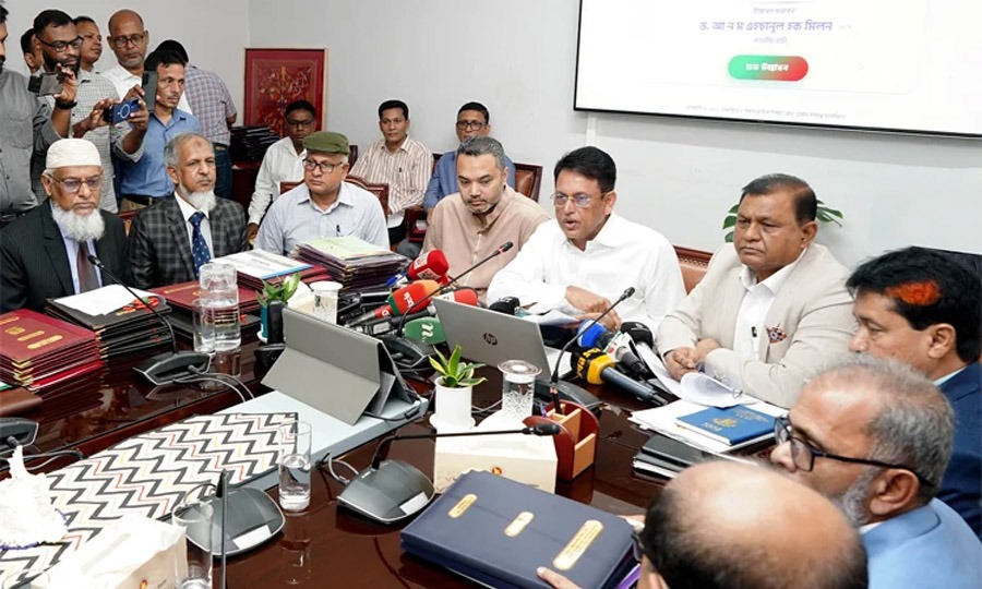 এসএসসির প্রতিটি খাতা পুঙ্খানুপুঙ্খভাবে পুনর্নিরীক্ষণের সুযোগ থাকছে : শিক্ষামন্ত্রী