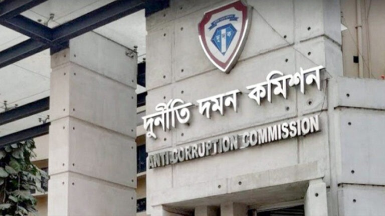 দুদকের নতুন মহাপরিচালক হলেন নাজমুল আলম
