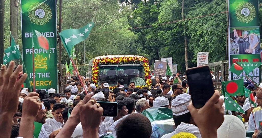 ঈদে মিলাদুন্নবীতে রাজধানীতে লাখো মানুষের জশনে জুলুস