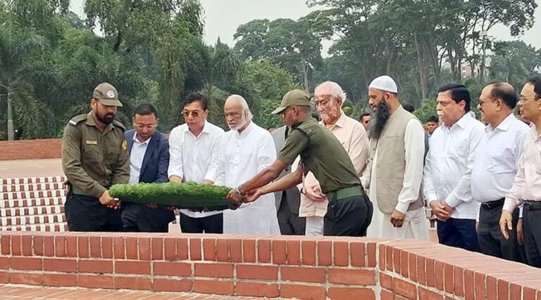 জাতীয় স্মৃতিসৌধে শ্রদ্ধা জানালেন নবনিযুক্ত মন্ত্রী ও প্রতিমন্ত্রীরা