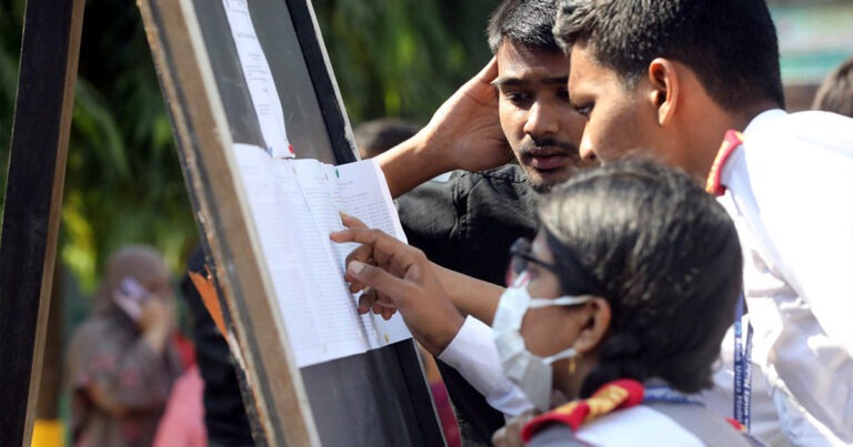 এইচএসসি ও সমমানের ফল প্রকাশ, পাসের হার ৫২.১২