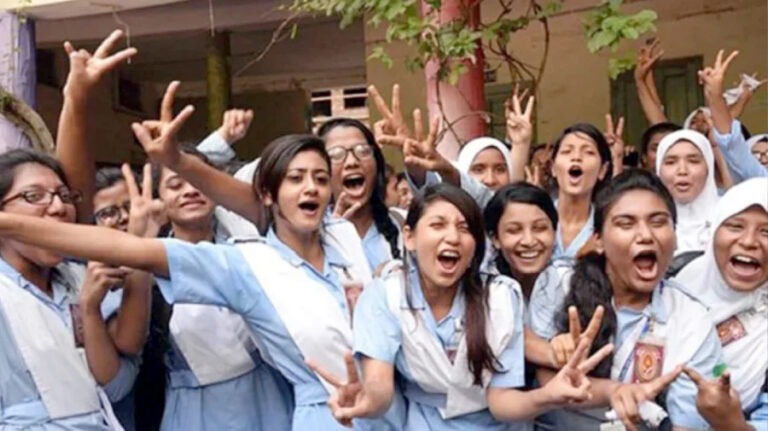 এইচএসসির ফল প্রকাশ শনিবার, জানবেন যেভাবে